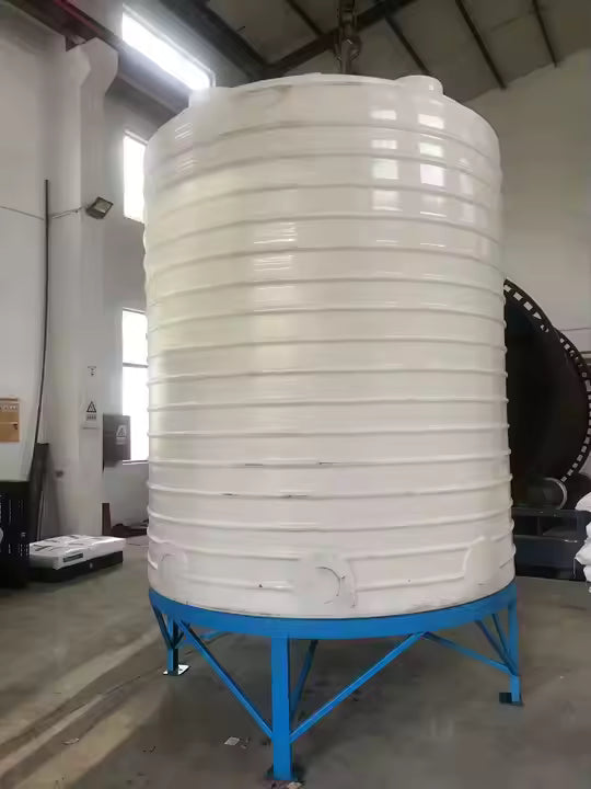 Water tanks (poly tanks)