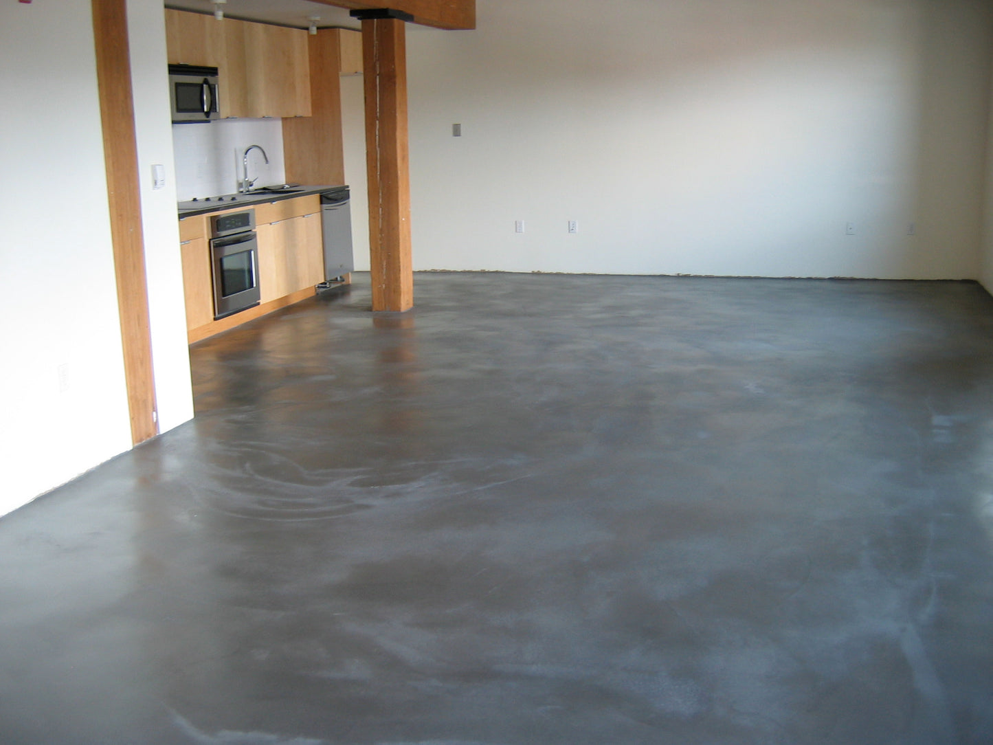 Cement (floor screed)